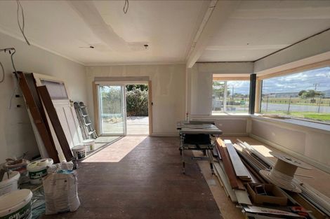 Photo of property in 1 Devon Road, Springvale, Whanganui, 4501