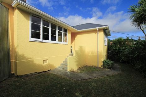 Photo of property in 7 Kaihuia Terrace, Northland, Wellington, 6012