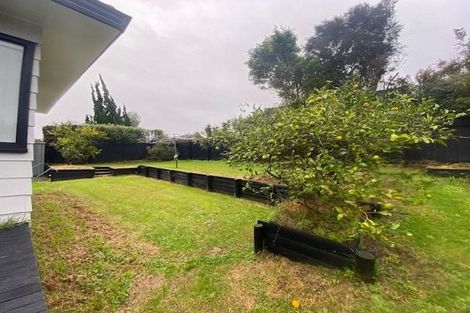 Photo of property in 38 Gosford Drive, Botany Downs, Auckland, 2010