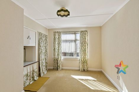 Photo of property in 30 The Parade, Island Bay, Wellington, 6023