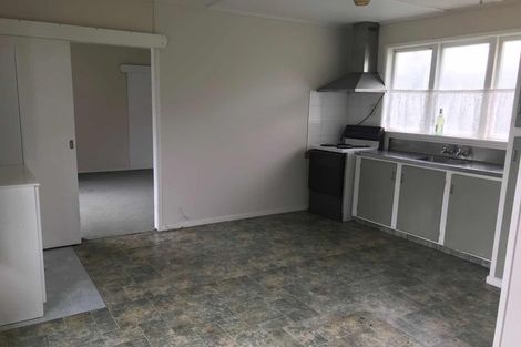 Photo of property in 58 Glendale Road, Glen Eden, Auckland, 0602