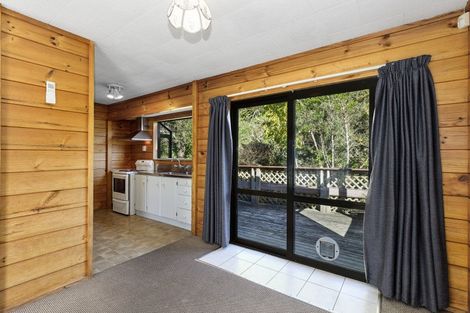 Photo of property in 31b Fitzpatrick Street, Newlands, Wellington, 6037