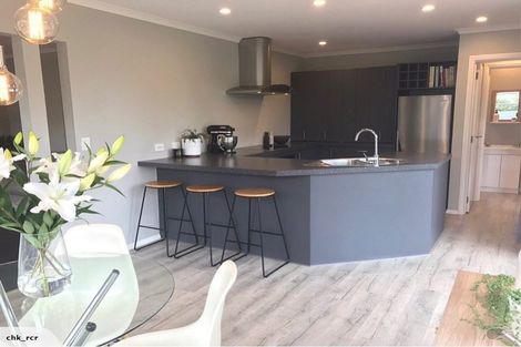 Photo of property in 21 Larch Place, Casebrook, Christchurch, 8051