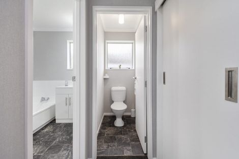 Photo of property in 30 Ongo Road, Hunterville, 4730