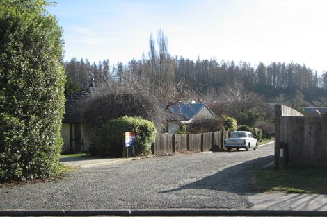 Photo of property in 22 Heuchan Lane, Wanaka, 9305