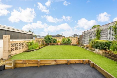 Photo of property in 6 Mckay Street, Wainuiomata, Lower Hutt, 5014