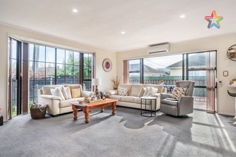 Photo of property in 2/8 Hewer Crescent, Naenae, Lower Hutt, 5011