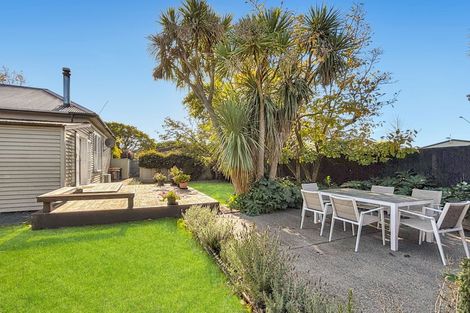 Photo of property in 150 Innes Road, St Albans, Christchurch, 8052