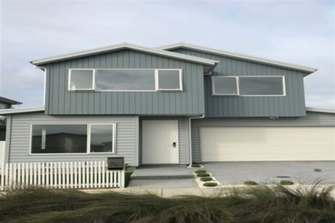Photo of property in 14 Roa Avenue, Hobsonville, Auckland, 0616