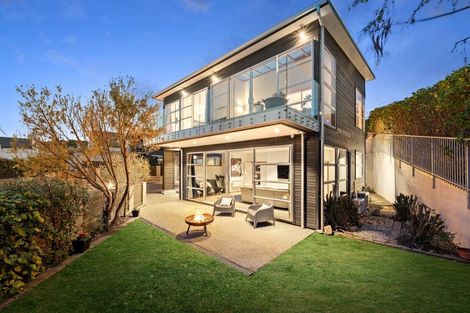 Photo of property in 2 Arakan Way, Khandallah, Wellington, 6035