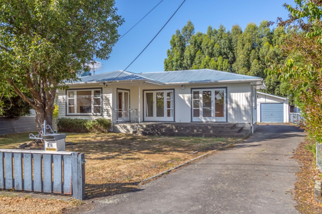 Photo of property in 79 Victoria Street, Carterton, 5713