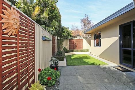 Photo of property in 33 Pembroke Street, Taradale, Napier, 4112
