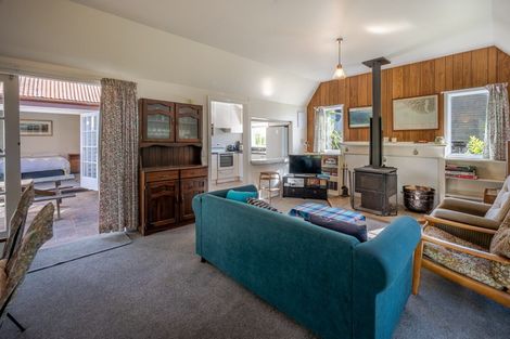 Photo of property in 4 Cemetery Road, Wainui, French Farm, 7582