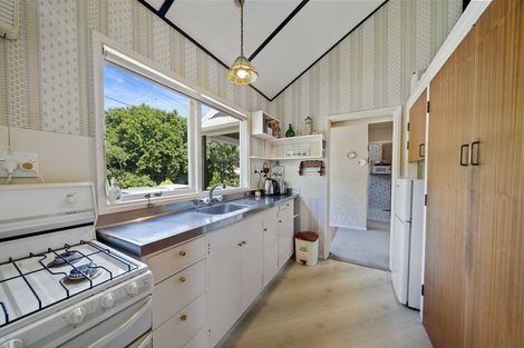 Photo of property in 319 Riverside Drive, Waterloo, Lower Hutt, 5011