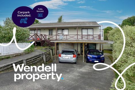 Photo of property in 23 Flaunty Place, West Harbour, Auckland, 0618