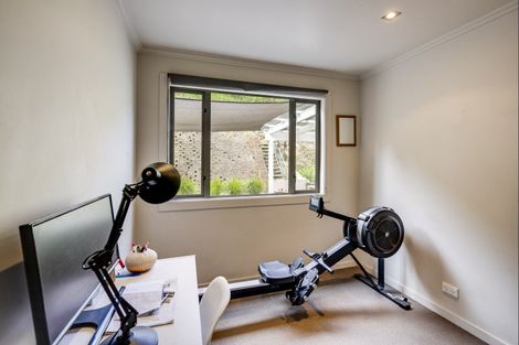 Photo of property in 49 Chaucer Road, Hospital Hill, Napier, 4110
