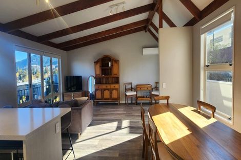 Photo of property in 4/6 Suburb Street, Queenstown, 9300
