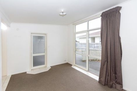 Photo of property in 8b Snead Place, Hamilton East, Hamilton, 3216