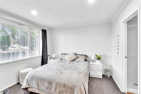 Photo of property in 19 Defoe Place, Waltham, Christchurch, 8023