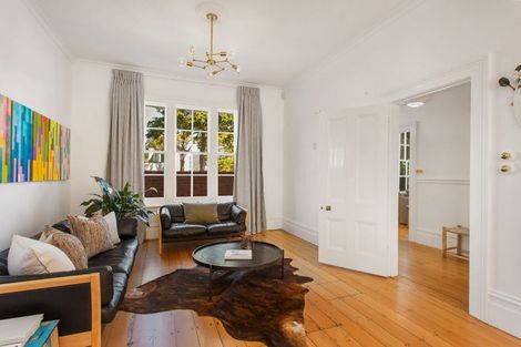 Photo of property in 54 Fendalton Road, Fendalton, Christchurch, 8014