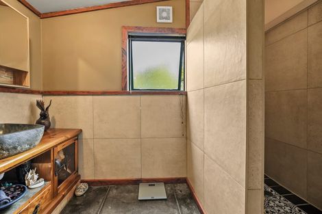 Photo of property in 50 Crown Hill Road, Paeroa, 3674