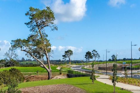 Photo of property in 12 Emerald Avenue, Rosehill, 2113