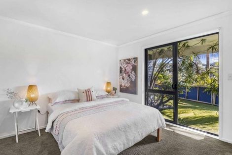 Photo of property in 16a Valley Road, Browns Bay, Auckland, 0630