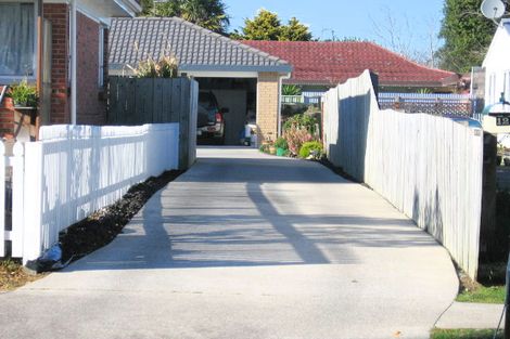 Photo of property in 121a Old Wairoa Road, Papakura, 2110