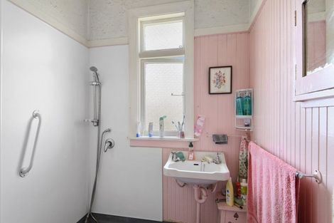 Photo of property in 136 Winters Road, Mairehau, Christchurch, 8052