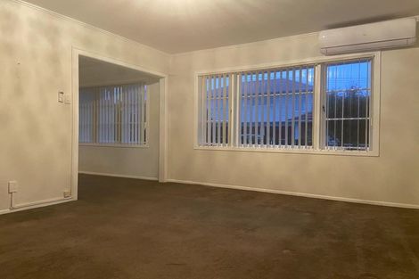 Photo of property in 11 Strid Road, Te Atatu South, Auckland, 0610