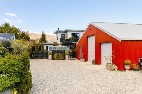 Photo of property in 21 Little Maude Drive, Lake Hawea, 9382