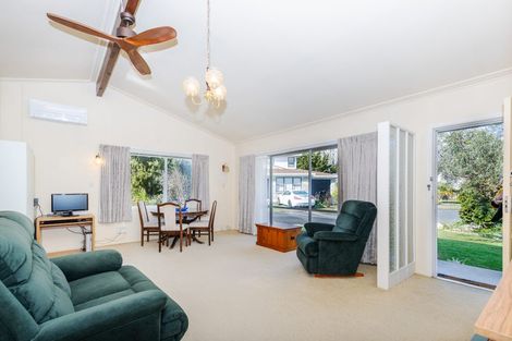 Photo of property in 3b Bellwood Place, Chartwell, Hamilton, 3210