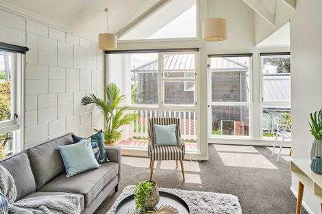 Photo of property in 5/3 Kowhai Street, Eastbourne, Lower Hutt, 5013