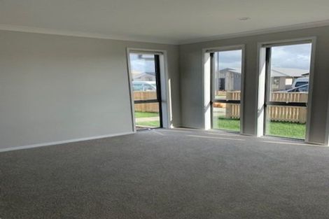 Photo of property in 10 Greenwich Street, Papamoa, 3118