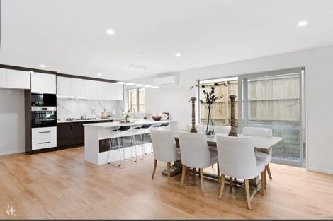 Photo of property in 513d West Coast Road, Glen Eden, Auckland, 0602