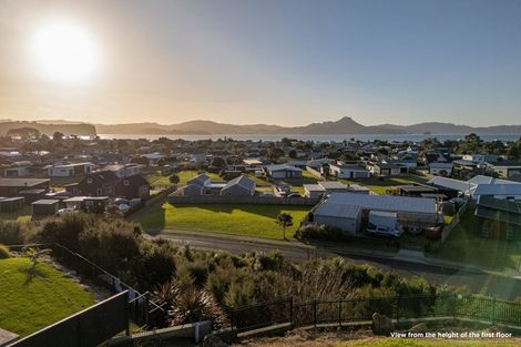 Photo of property in 7 Joyce Harsant Place, Cooks Beach, 3591