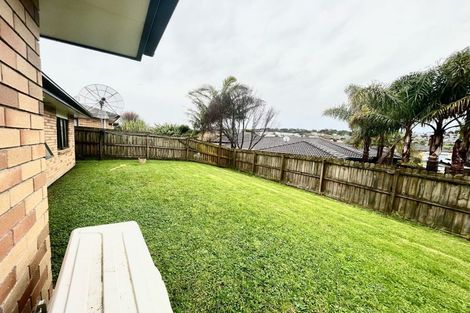 Photo of property in 25 Innisowen Place, Flat Bush, Auckland, 2019
