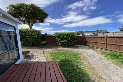 Photo of property in 1/6 Clare Place, Glenfield, Auckland, 0629