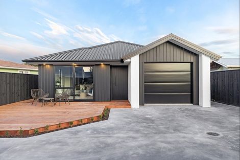 Photo of property in 71 Brightwater Terrace, Terrace End, Palmerston North, 4410