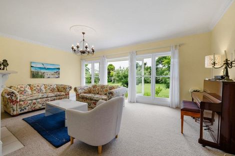 Photo of property in 142 Williams Street, Cambridge, 3434