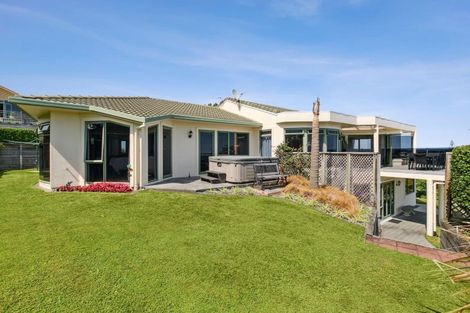 Photo of property in 16a Burns Street, Westown, New Plymouth, 4310