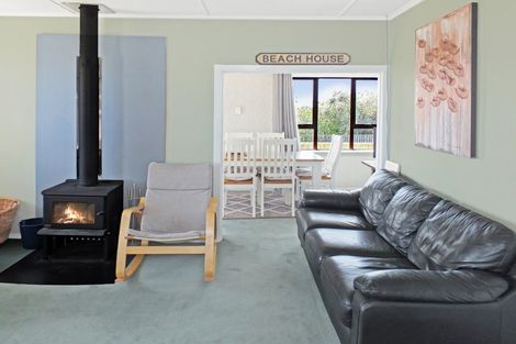 Photo of property in 86 Seabury Avenue, Foxton Beach, Foxton, 4815