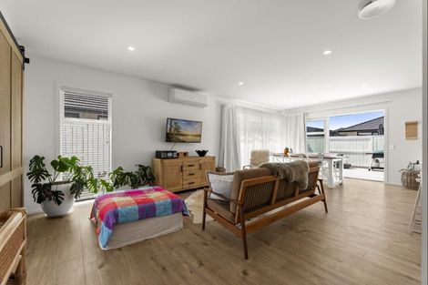 Photo of property in 4 Lorata Close, Papamoa Beach, Papamoa, 3118