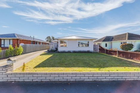 Photo of property in 29 Bickerton Street, Wainoni, Christchurch, 8061