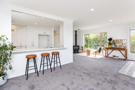 Photo of property in 34 Te Kauri Place, Helensville, 0800
