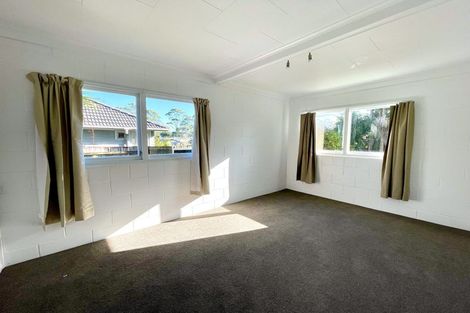 Photo of property in 47 School Road, Te Atatu South, Auckland, 0610