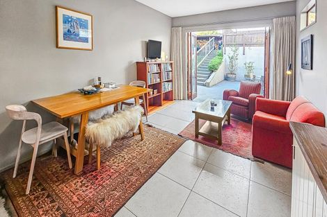 Photo of property in 111 Thompson Road, Bluff Hill, Napier, 4110