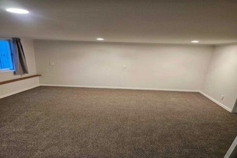 Photo of property in 8 Alston Avenue, Kelston, Auckland, 0602