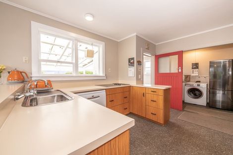 Photo of property in 114 Brougham Street, Westport, 7825