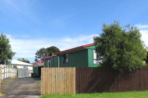 Photo of property in 5 Riserra Drive, Ranui, Auckland, 0612